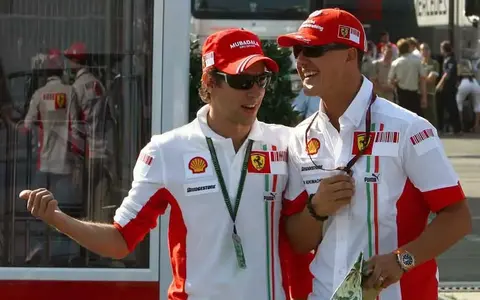 luca_badoer_michael_schumacher.webp