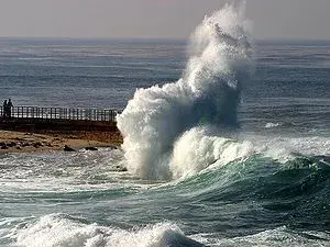 300px-Waves_lajolla.webp